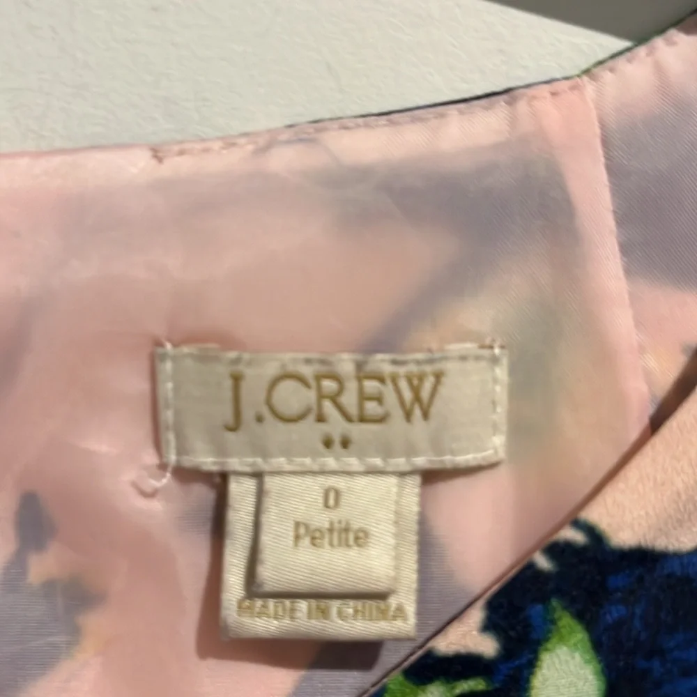 J. Crew pink blue green floral dress. Size 0 petite. - Picture 4 of 6